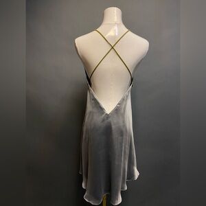 NWOT Artisan backless dress Size S